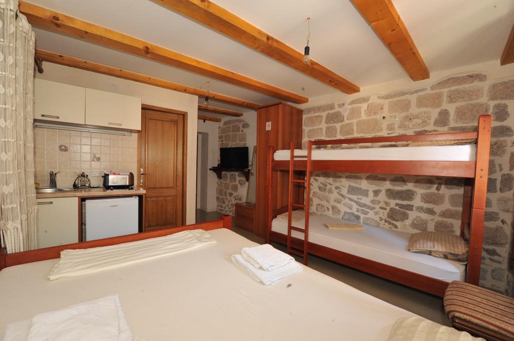 Apartments Dukic Kotor Room photo